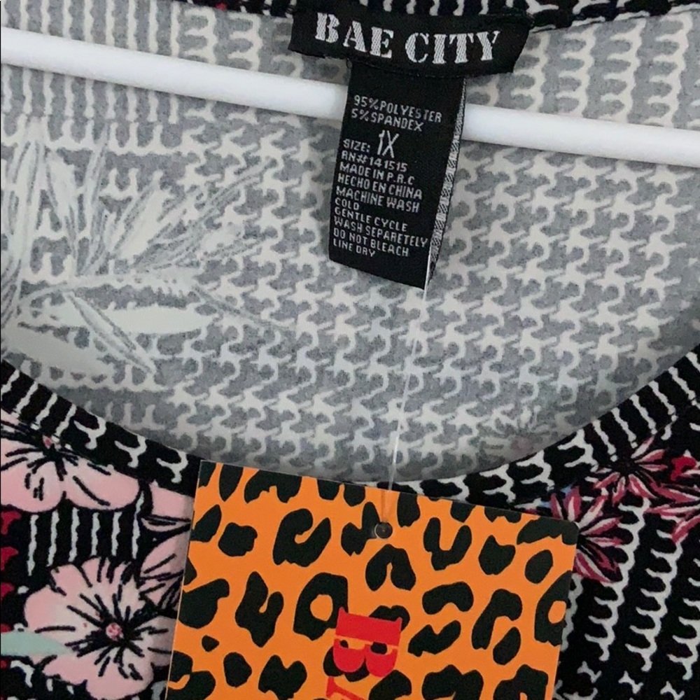 Pattern Shirt - Picture 5 of 5